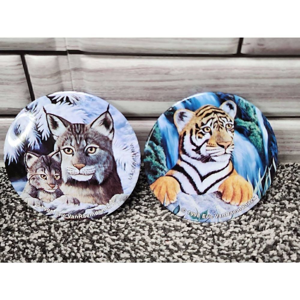 Eric VanRaemdnock Vintage Pinback Button White Tiger Cub 1998 Set of 2